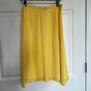New with tags Ann Taylor yellow skirt